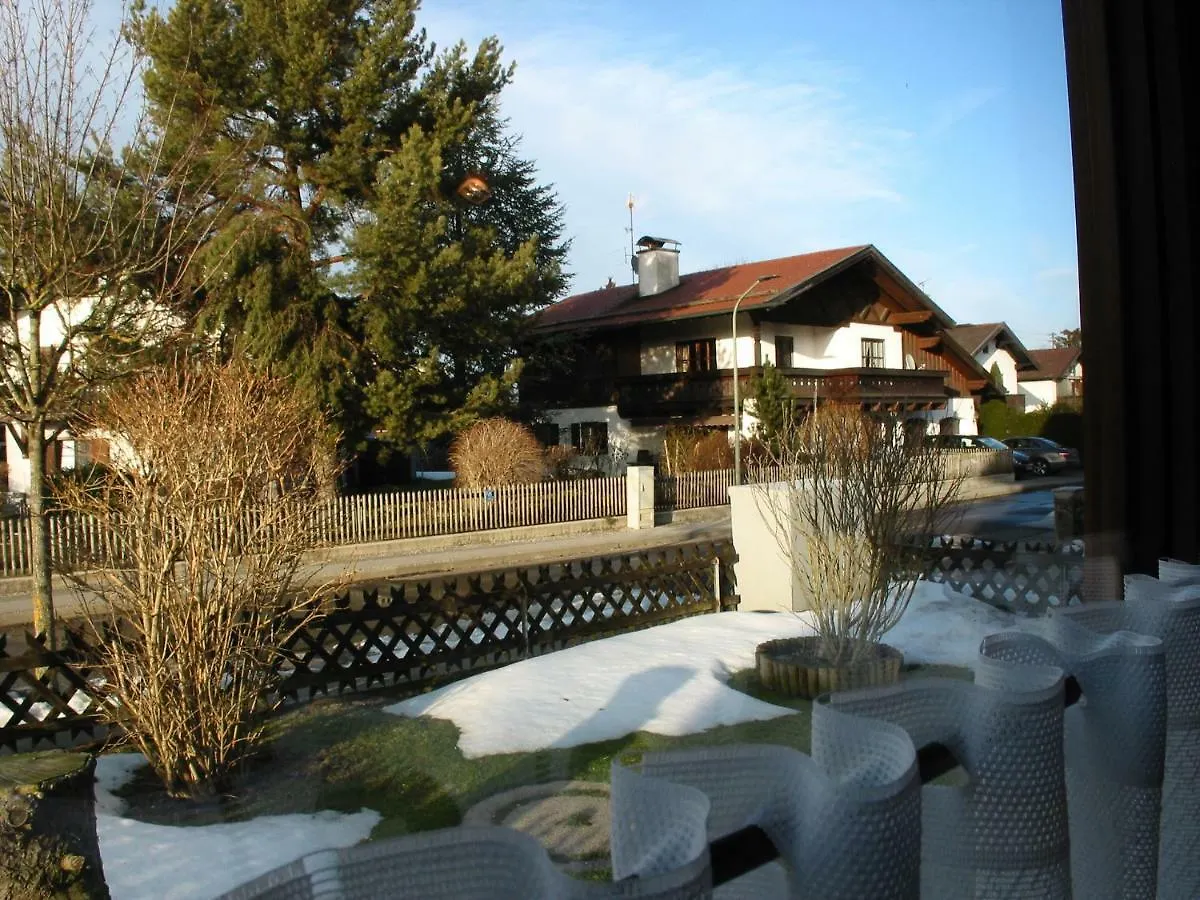 Ferienwohnung Himmlisches Wohnen Engelhard Iffeldorf Apartment